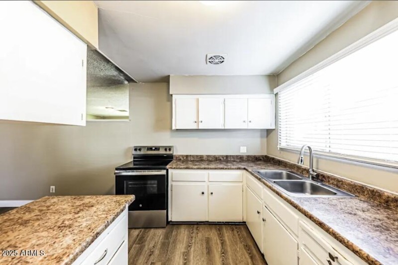 Screenshot 2025-11-11 163317