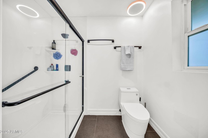 14403 N 181st Ave-16