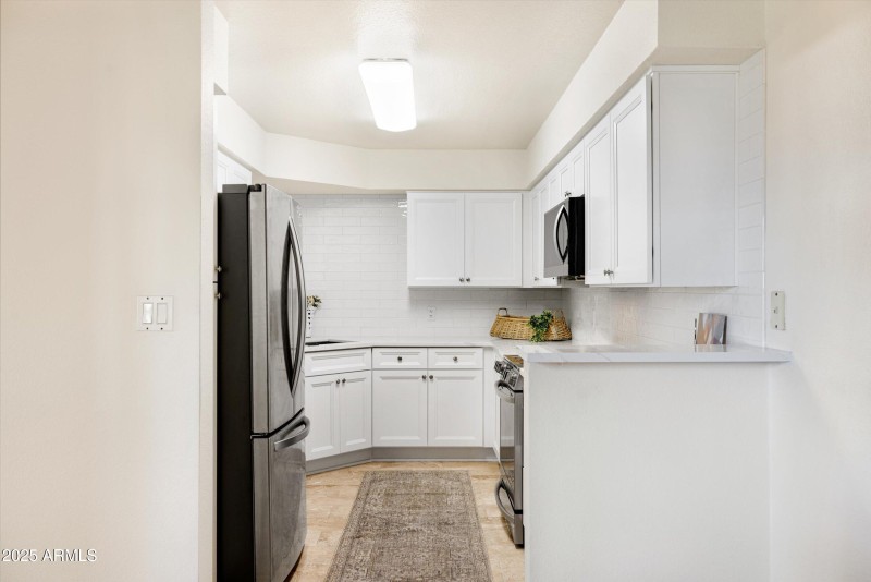 14-8787 E Mountain View Rd, #2040_14