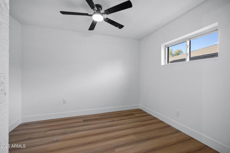 11442 N Bancroft Dr-33