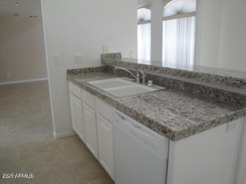 20170922034743371585000000-o