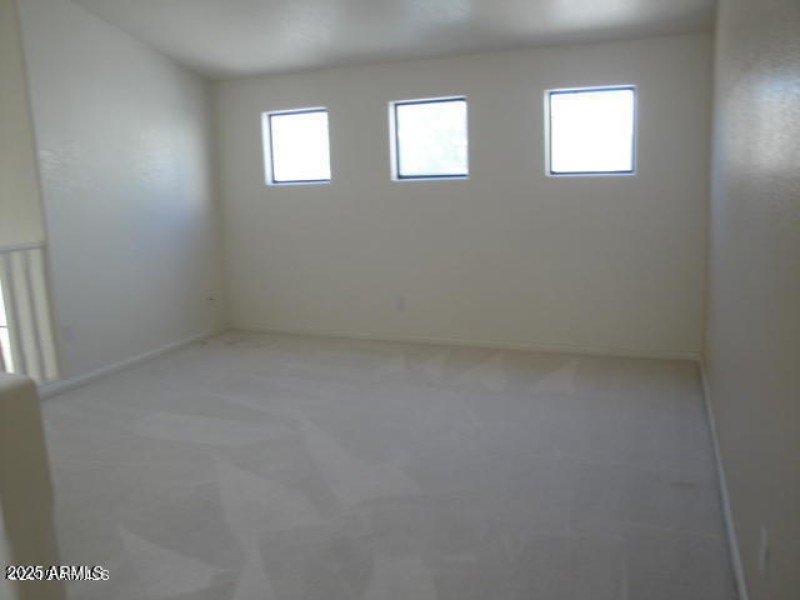 20170922034743723046000000-o