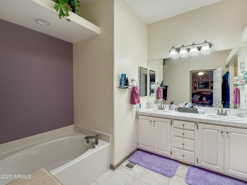 0826a76934a883c74af35f7f25a263816a9248ee