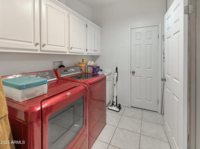 8e5706c556e8c559d4a9df2d629aaea1572822b5