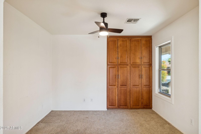 8-web-or-mls-42451-w-chisholm-dr