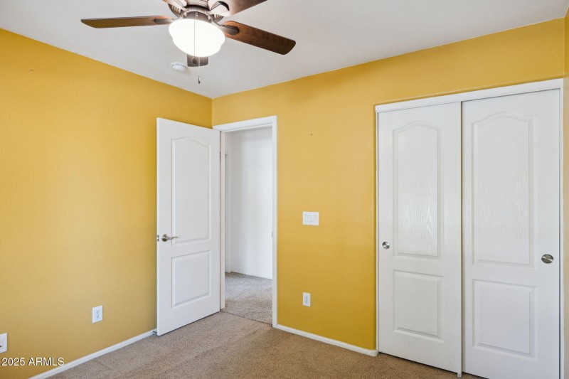 19-web-or-mls-42451-w-chisholm-dr