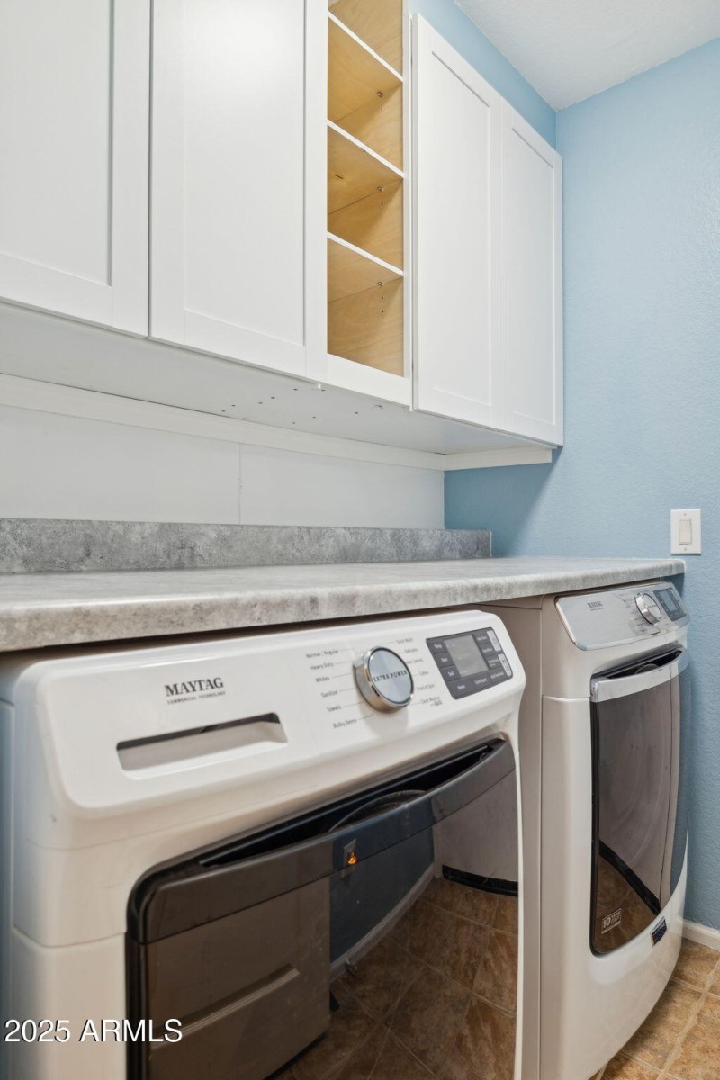 24-web-or-mls-42451-w-chisholm-dr