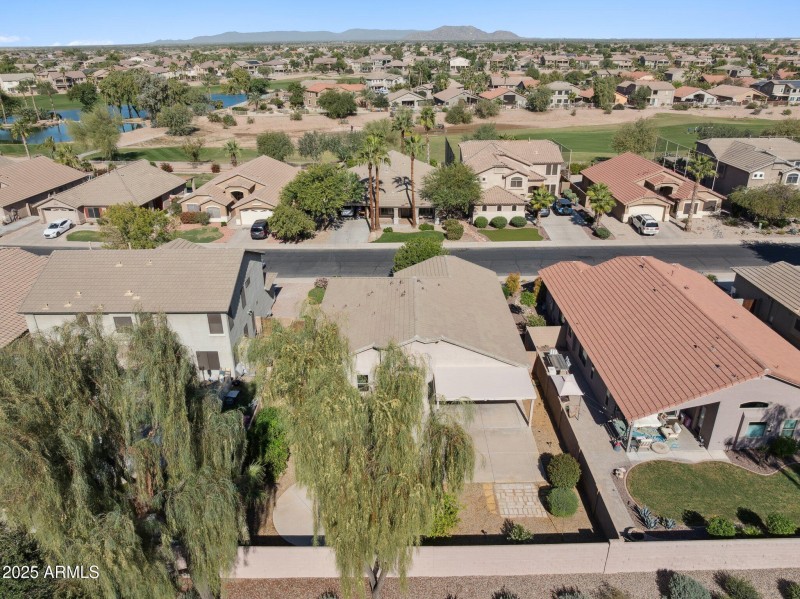 40-web-or-mls-42451-w-chisholm-dr