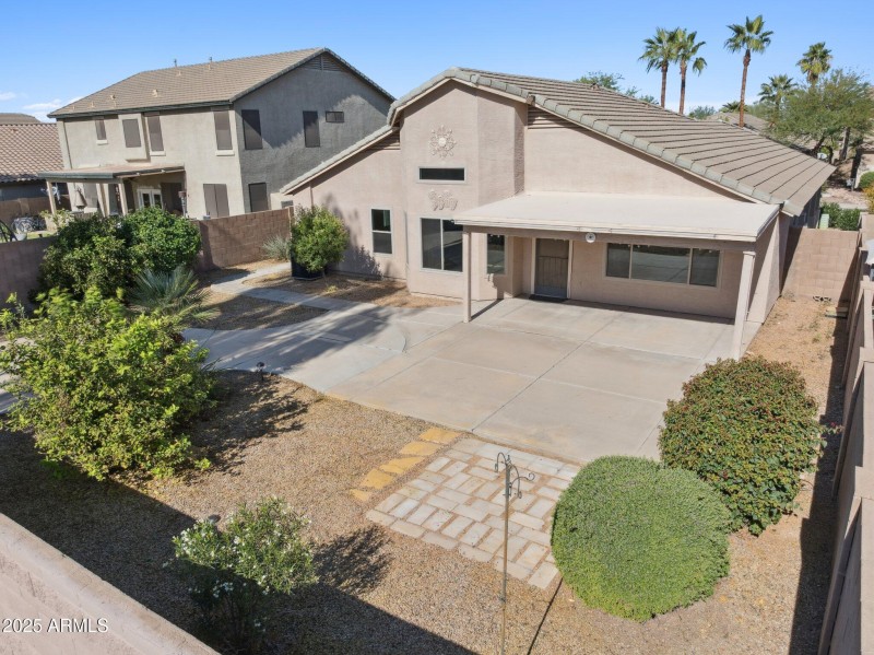 44-web-or-mls-42451-w-chisholm-dr