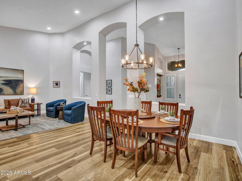 04-Living-&-Dining-room-(3)