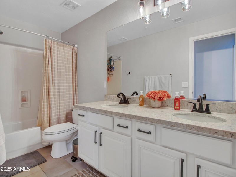 20-Basement_Hall-bath