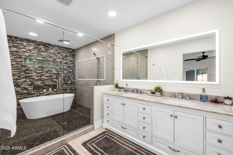 32-web-or-mls-896A3446