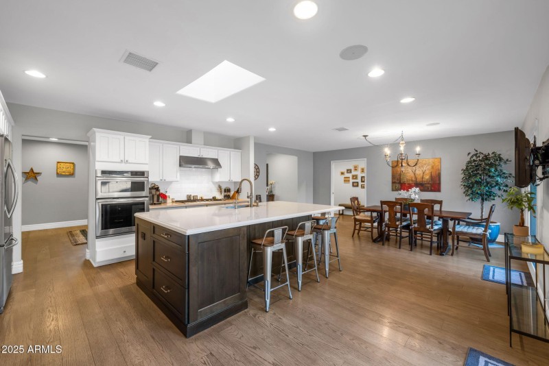 44-web-or-mls-896A3537