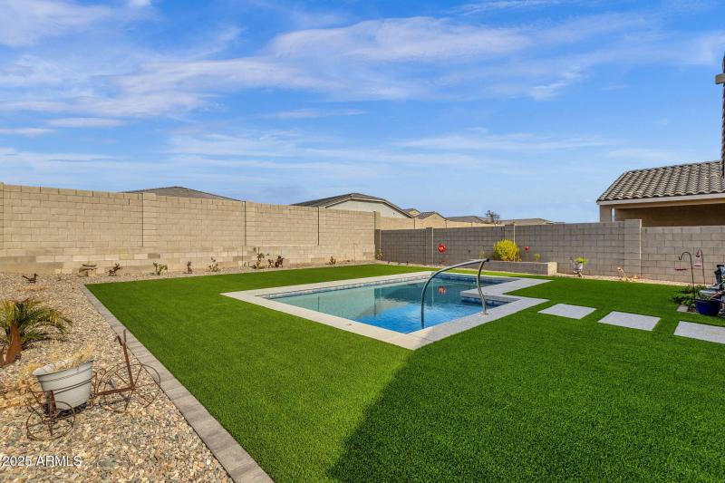 30-web-or-mls-17334-w-running-deer-trl