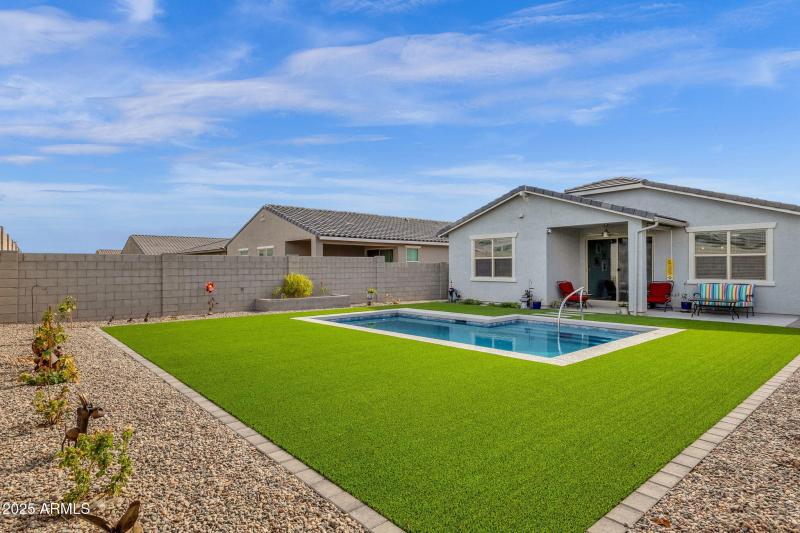 31-web-or-mls-17334-w-running-deer-trl