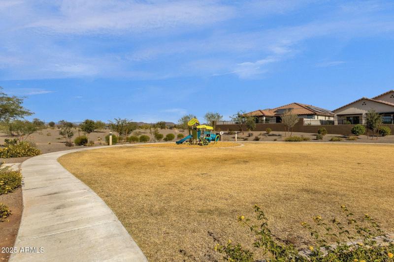 48-web-or-mls-17334-w-running-deer-trl