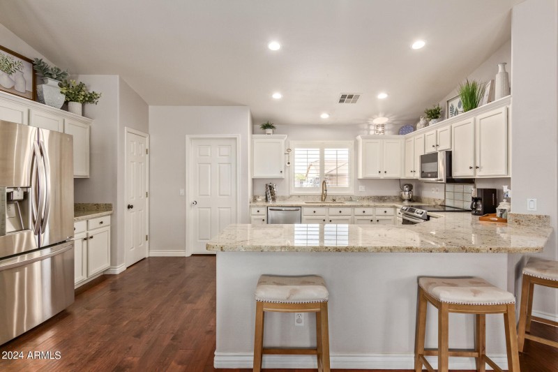 e7e6992f78cba617e3e3eb20cb3c54e5