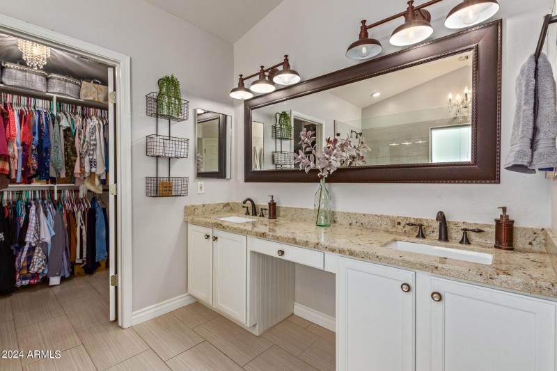 f54ade3f7549b1895ec3d3b9e75a9e56