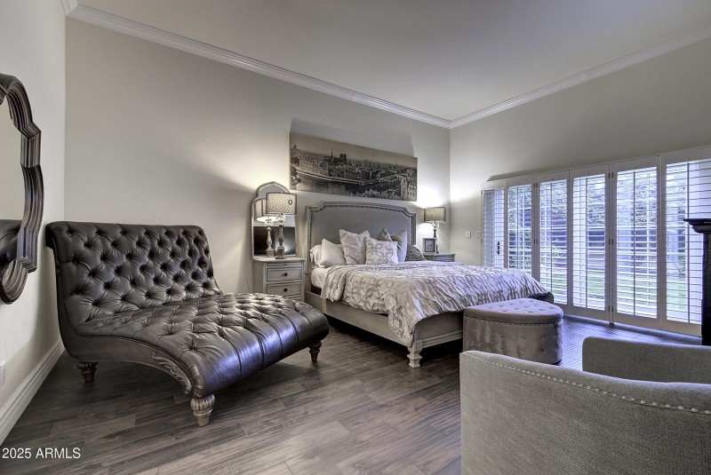 3050E Marlette Ave (35)