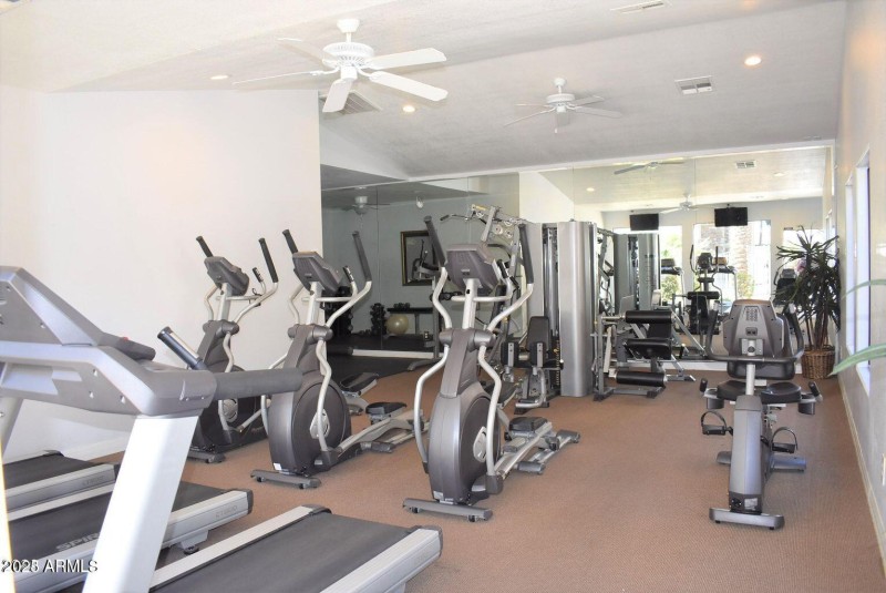 20220311220425951091000000-o