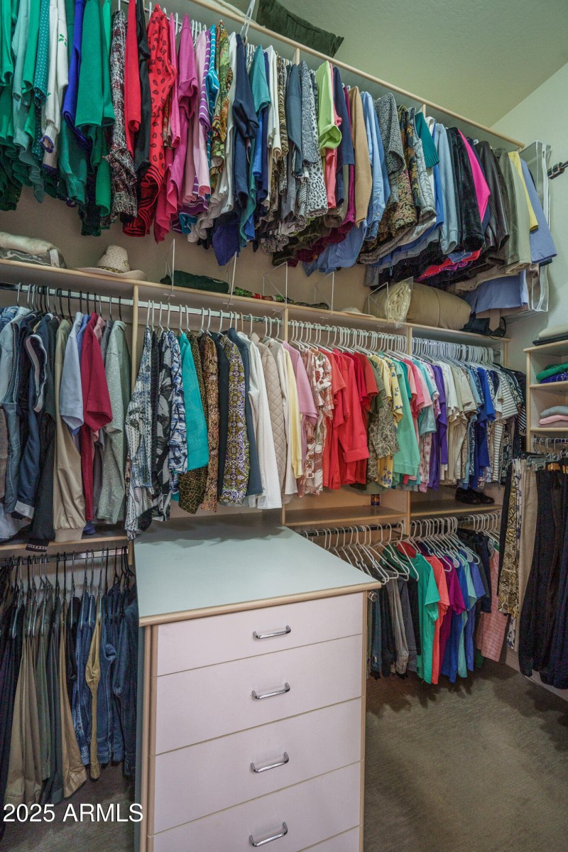 18) PRIMARY CLOSET