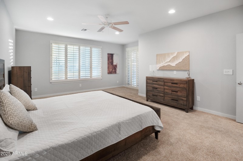 Serene, Sunlit Bedroom