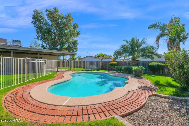 36-web-or-mls-P1360929