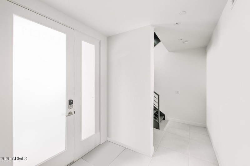 MZLUX_Boutique Host Short Term Rental_Sc