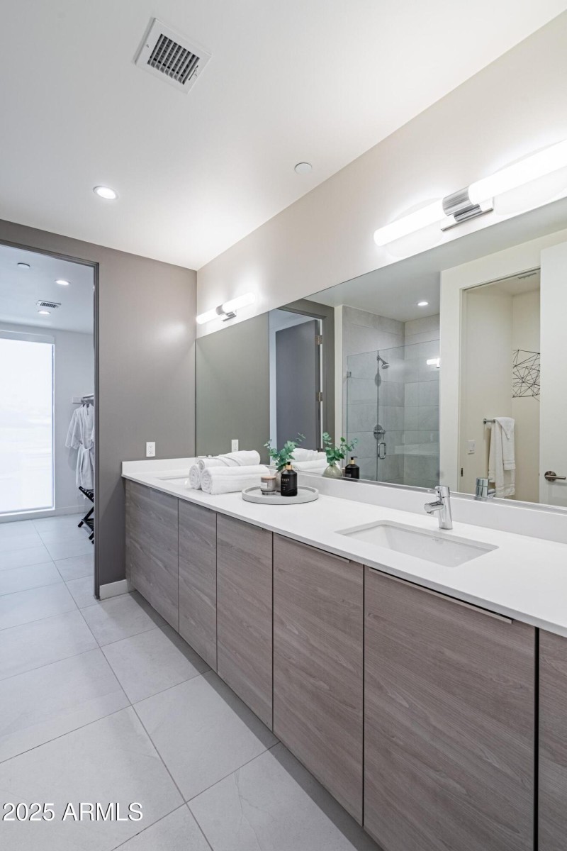 MZLUX_Boutique Host Short Term Rental_Sc