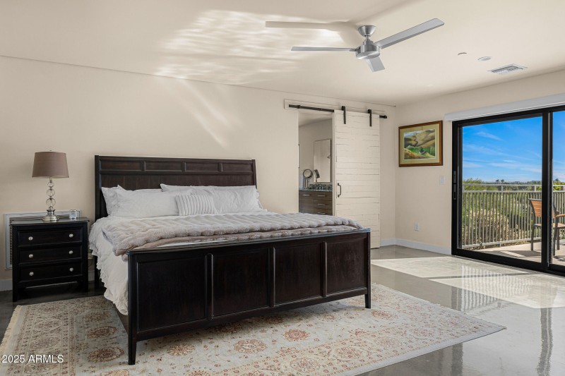 16primary bedroom