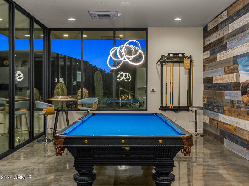 49pool room lounge_twilight