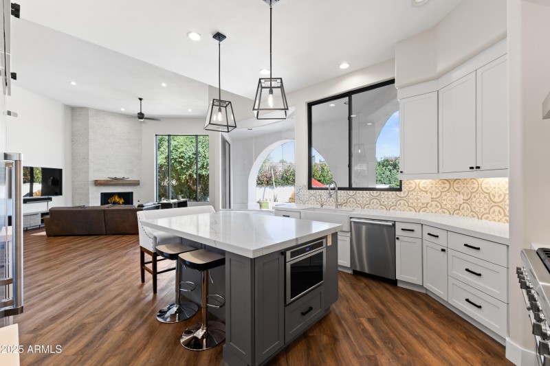 7130 Belmont-11-Edit