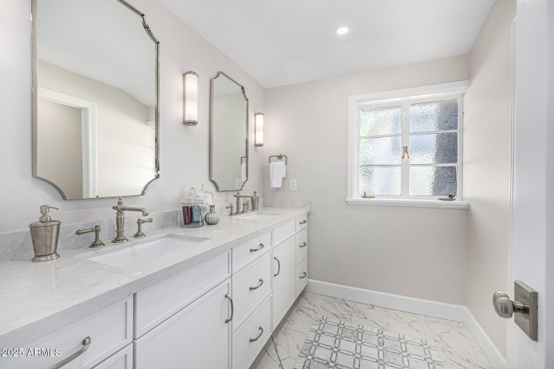 Primary En Suite