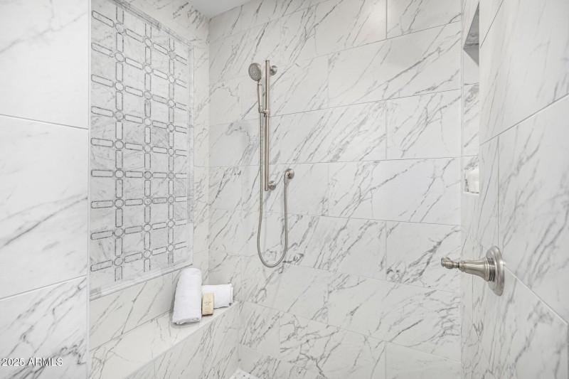 Primary En Suite