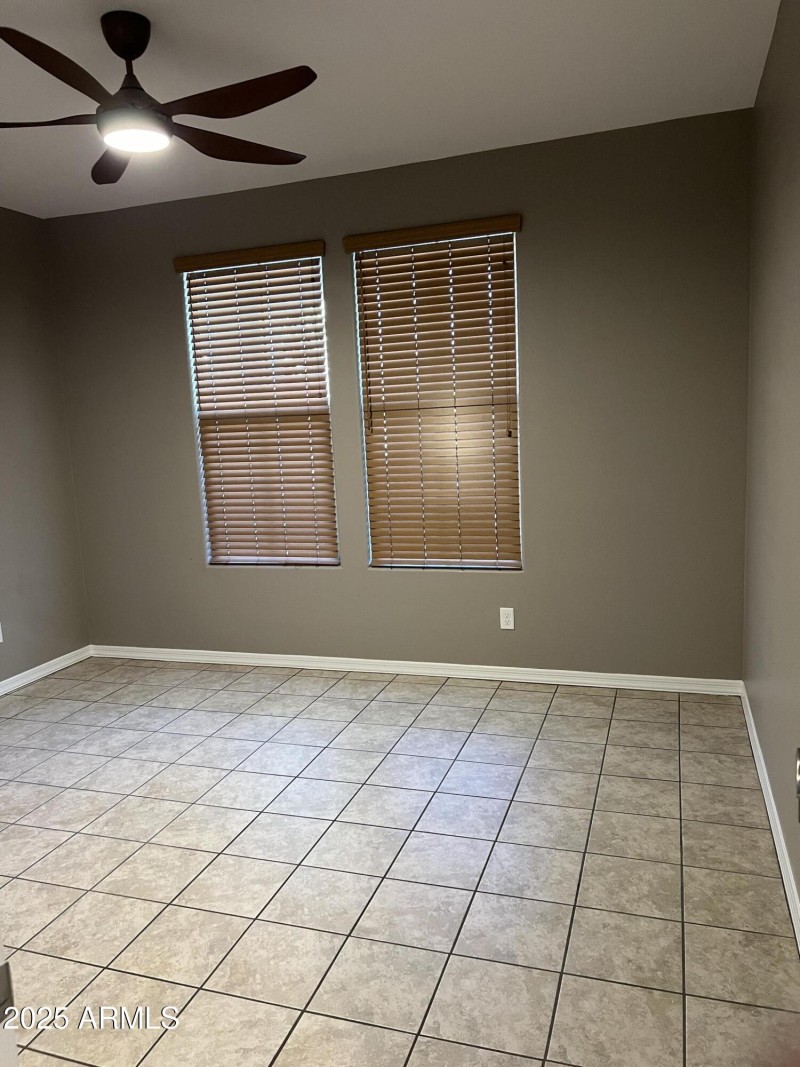 20251023_205528935_iOS