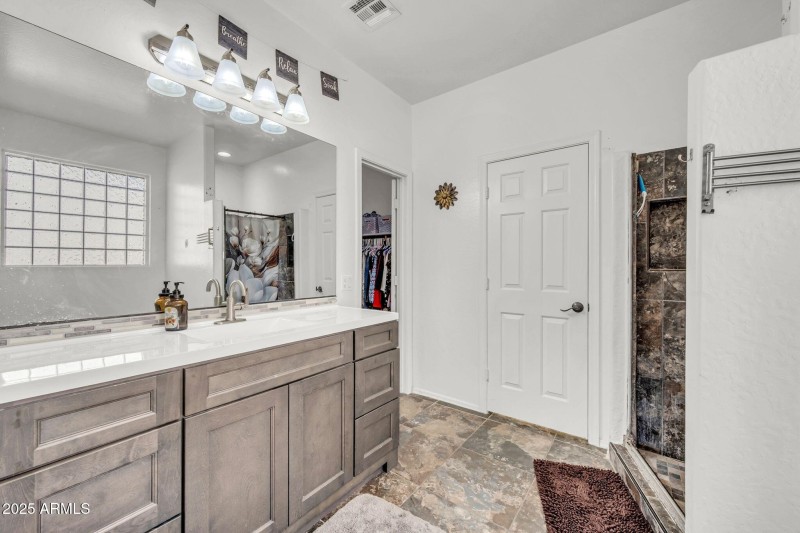 20243 N Ryans Trl-21