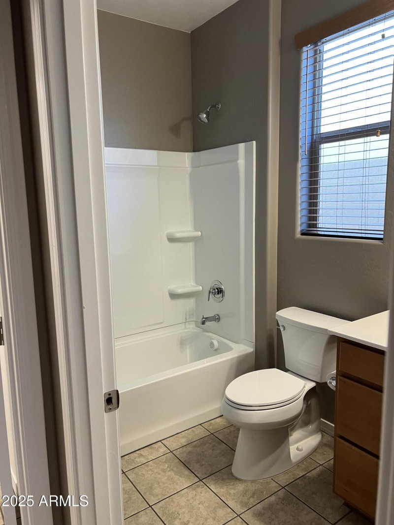 20251023_205608190_iOS