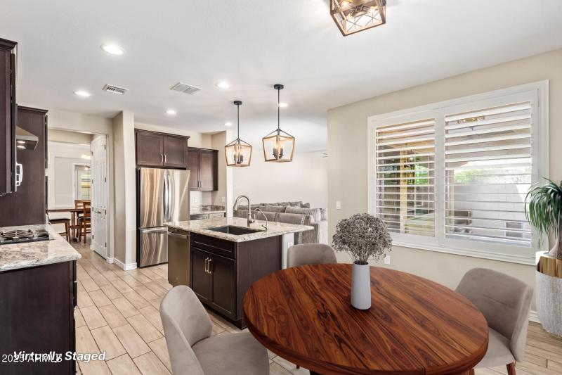 Radioactive _23 VS Watermark