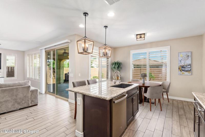 Radioactive 20 VS Watermark