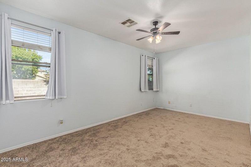 16 Evans - 11-12-2025