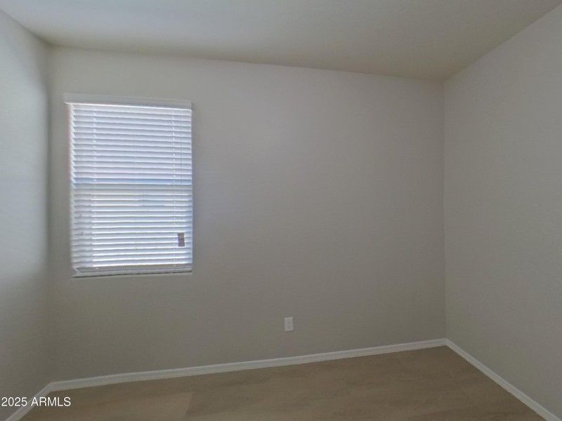 9_pc_8fSPs4fWQB_JHHW7EvHlC_layout_1