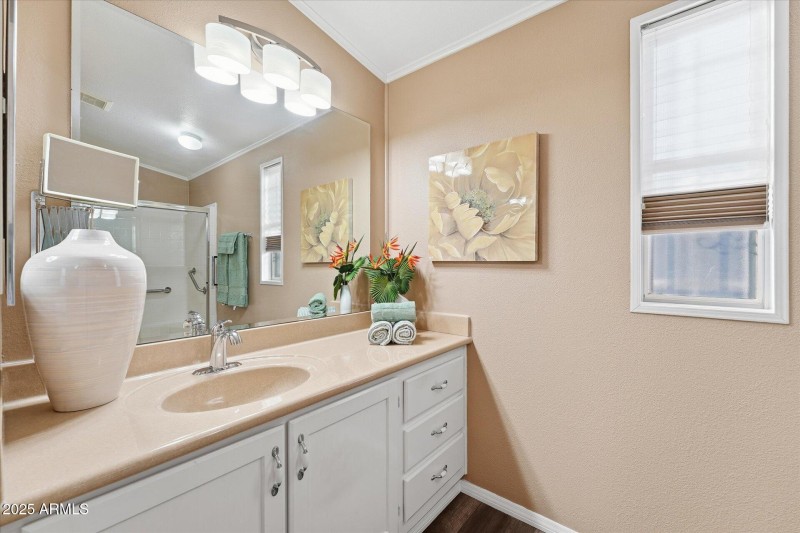 18-018-primary-bathroom