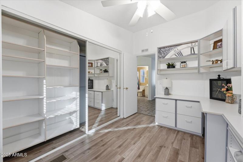 23-023-guest-bedroom