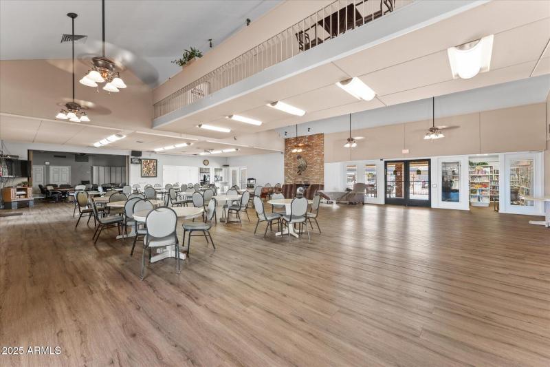 32-032-community-amenities