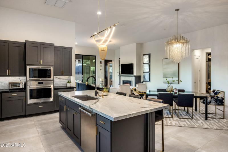 Leather Honed Quartzite Island