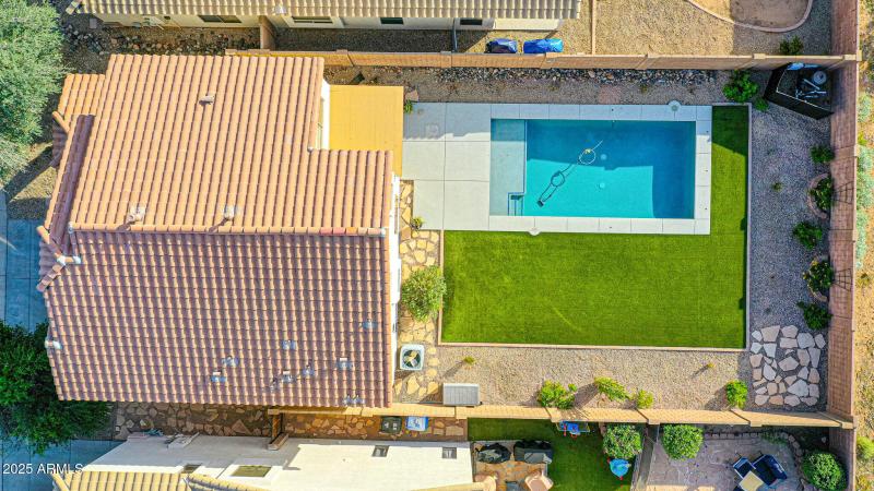 Expansive Backyard Retreat