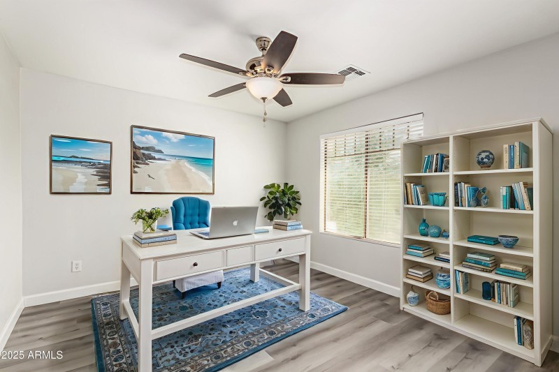 12368 W Meadowbrook - Home Office