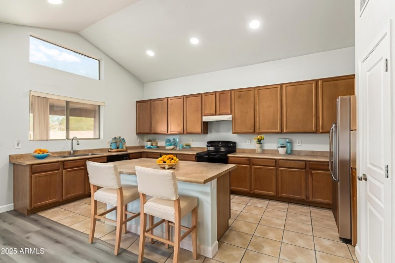 12368 W Meadowbrook - Kitchen