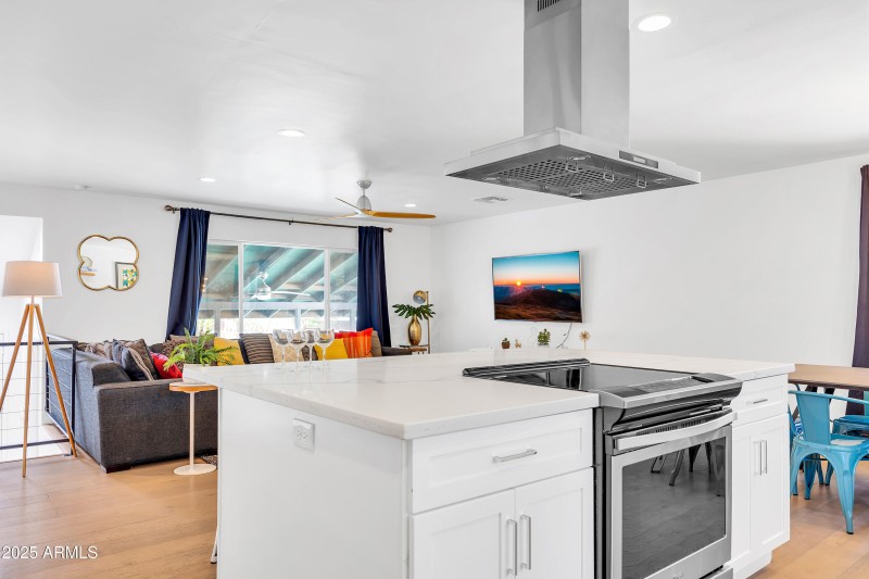 8614 E Monterey Way-19