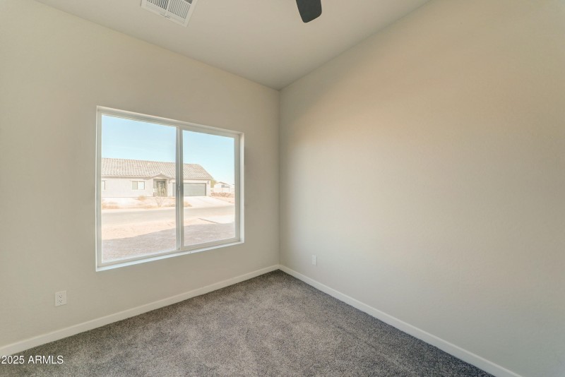 12503 W Cabrillo Dr-25